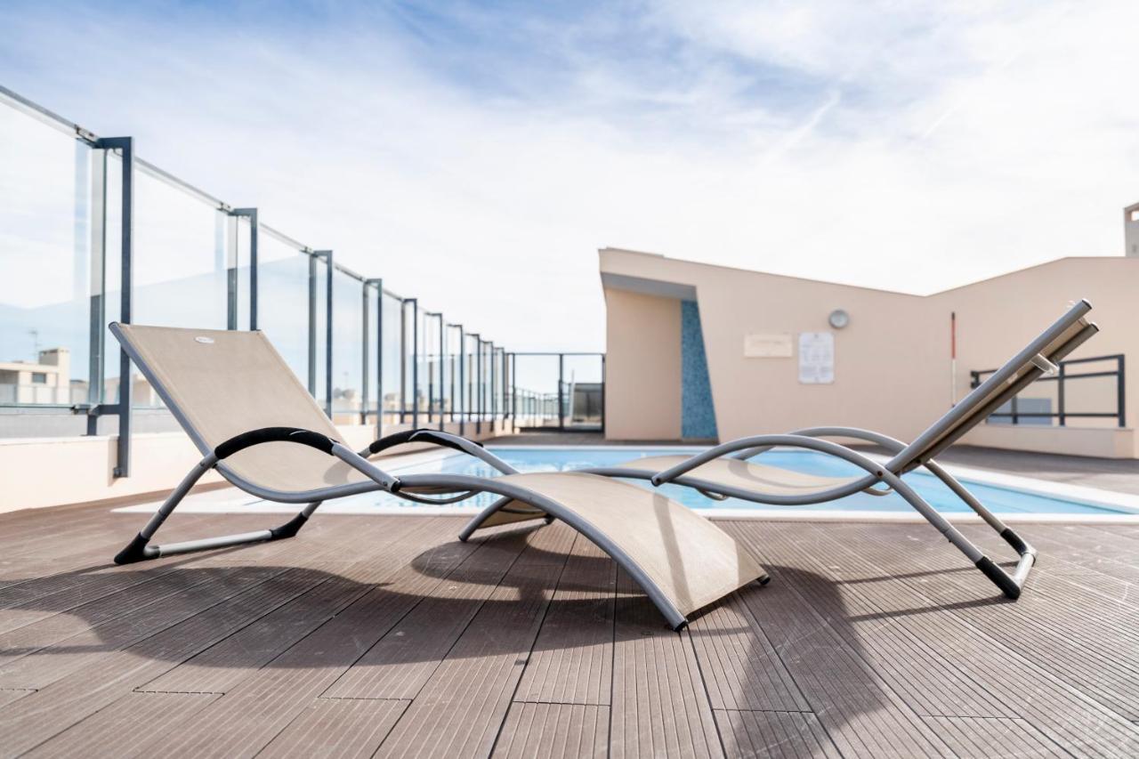 Oceanfront: Luxury Spectacular Sea Views And Pool Lägenhet Olhão Exteriör bild