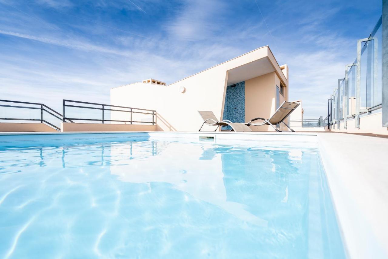 Oceanfront: Luxury Spectacular Sea Views And Pool Lägenhet Olhão Exteriör bild