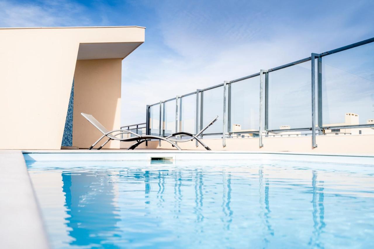 Oceanfront: Luxury Spectacular Sea Views And Pool Lägenhet Olhão Exteriör bild