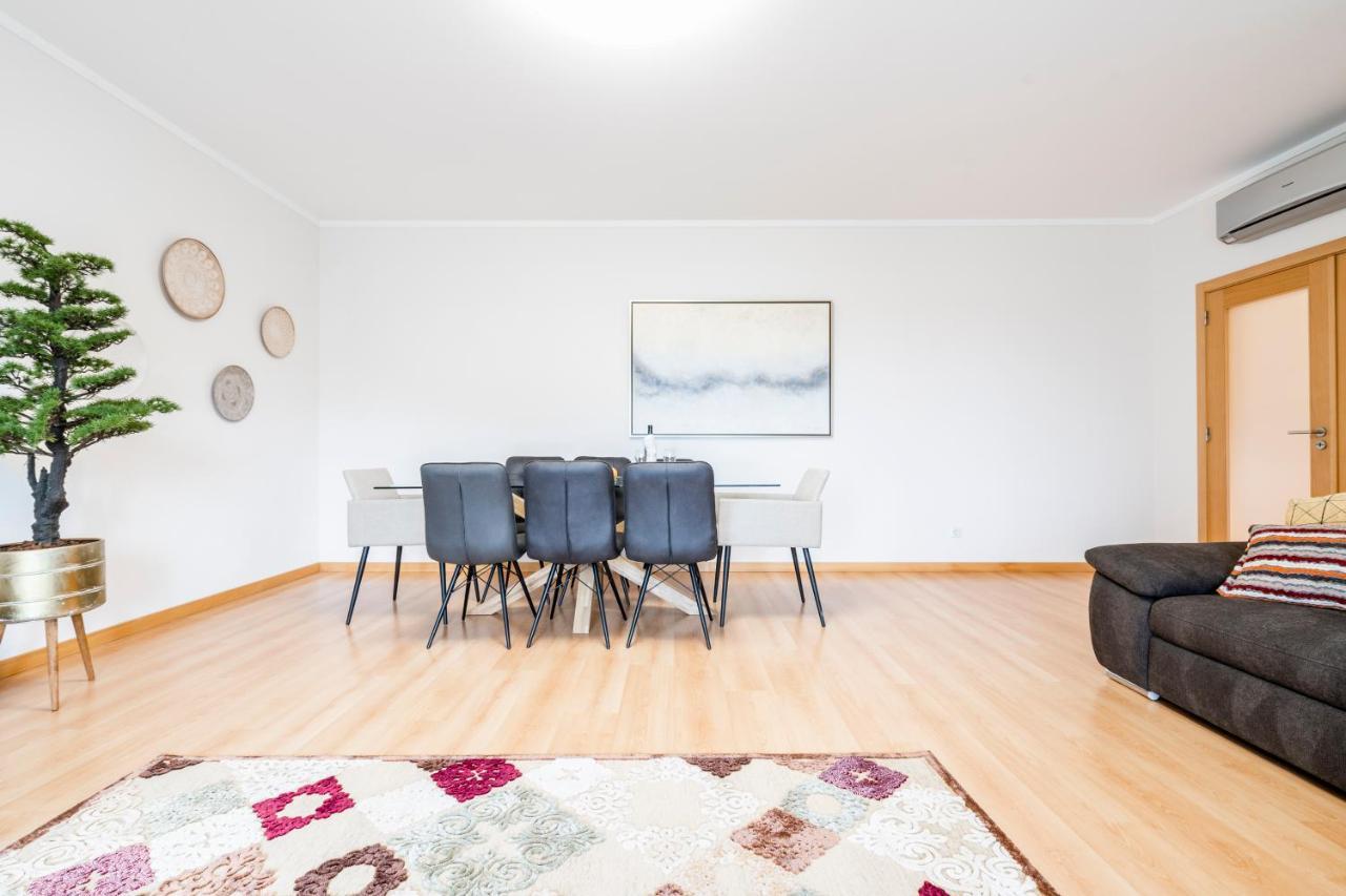 Oceanfront: Luxury Spectacular Sea Views And Pool Lägenhet Olhão Exteriör bild