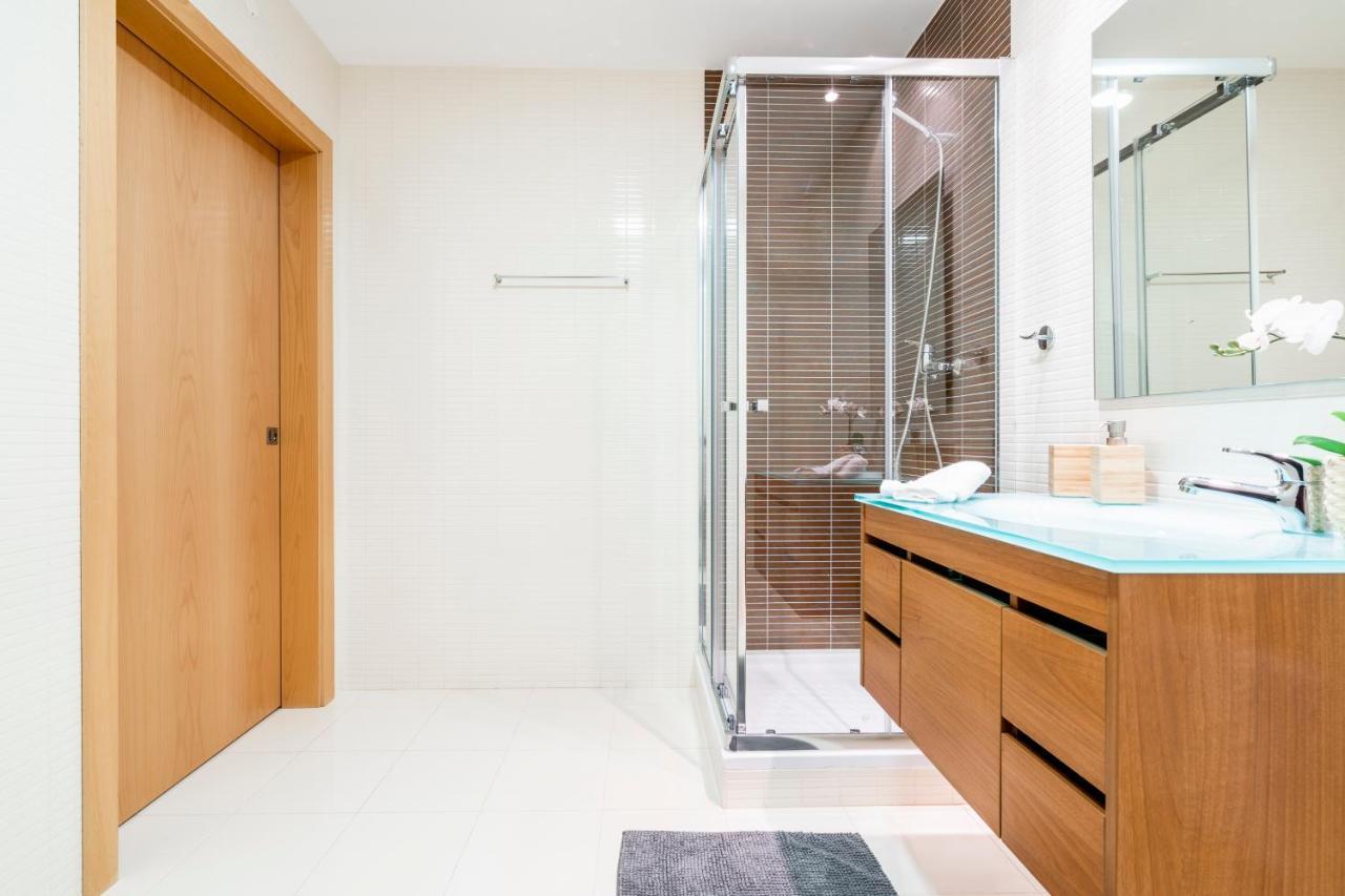 Oceanfront: Luxury Spectacular Sea Views And Pool Lägenhet Olhão Exteriör bild