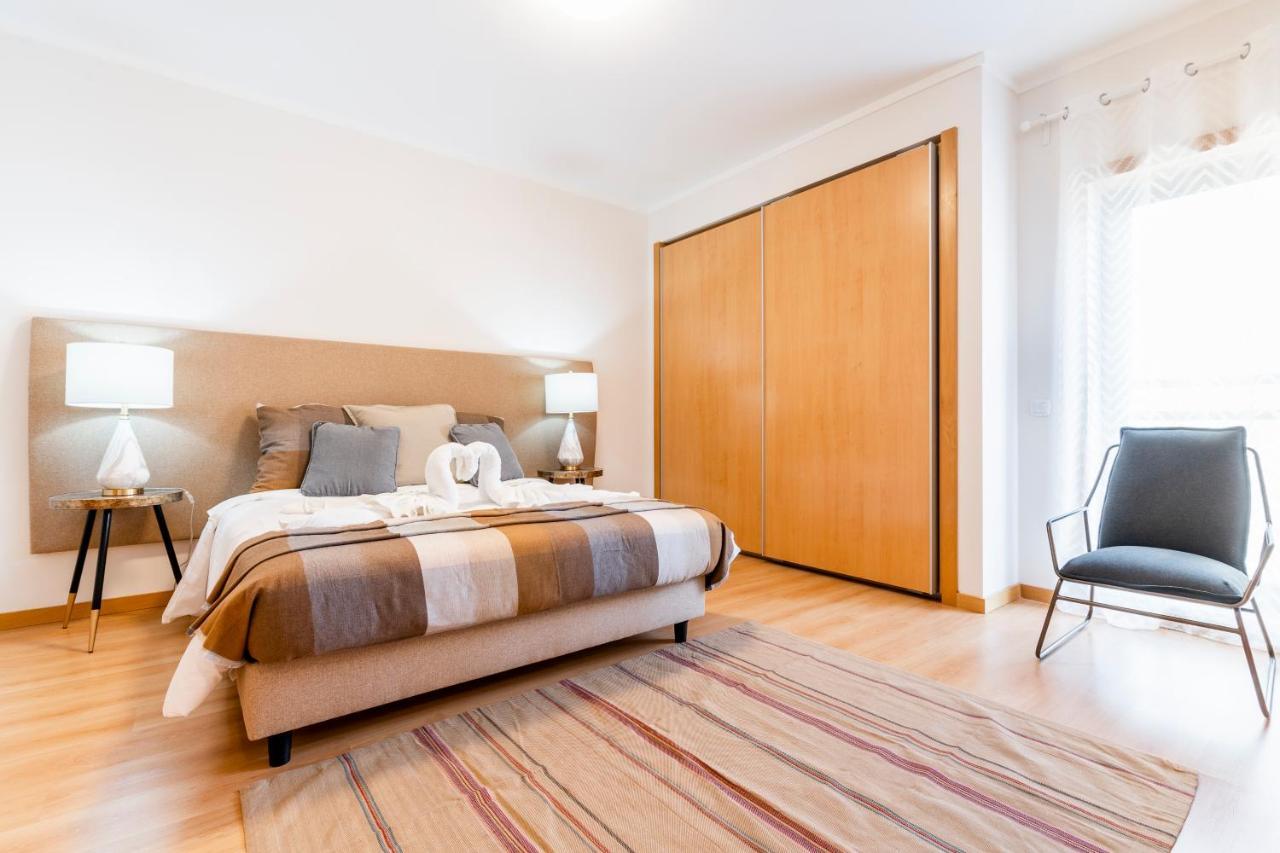 Oceanfront: Luxury Spectacular Sea Views And Pool Lägenhet Olhão Exteriör bild