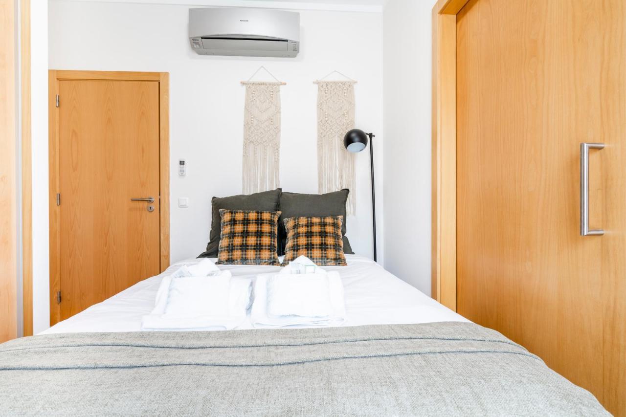 Oceanfront: Luxury Spectacular Sea Views And Pool Lägenhet Olhão Exteriör bild